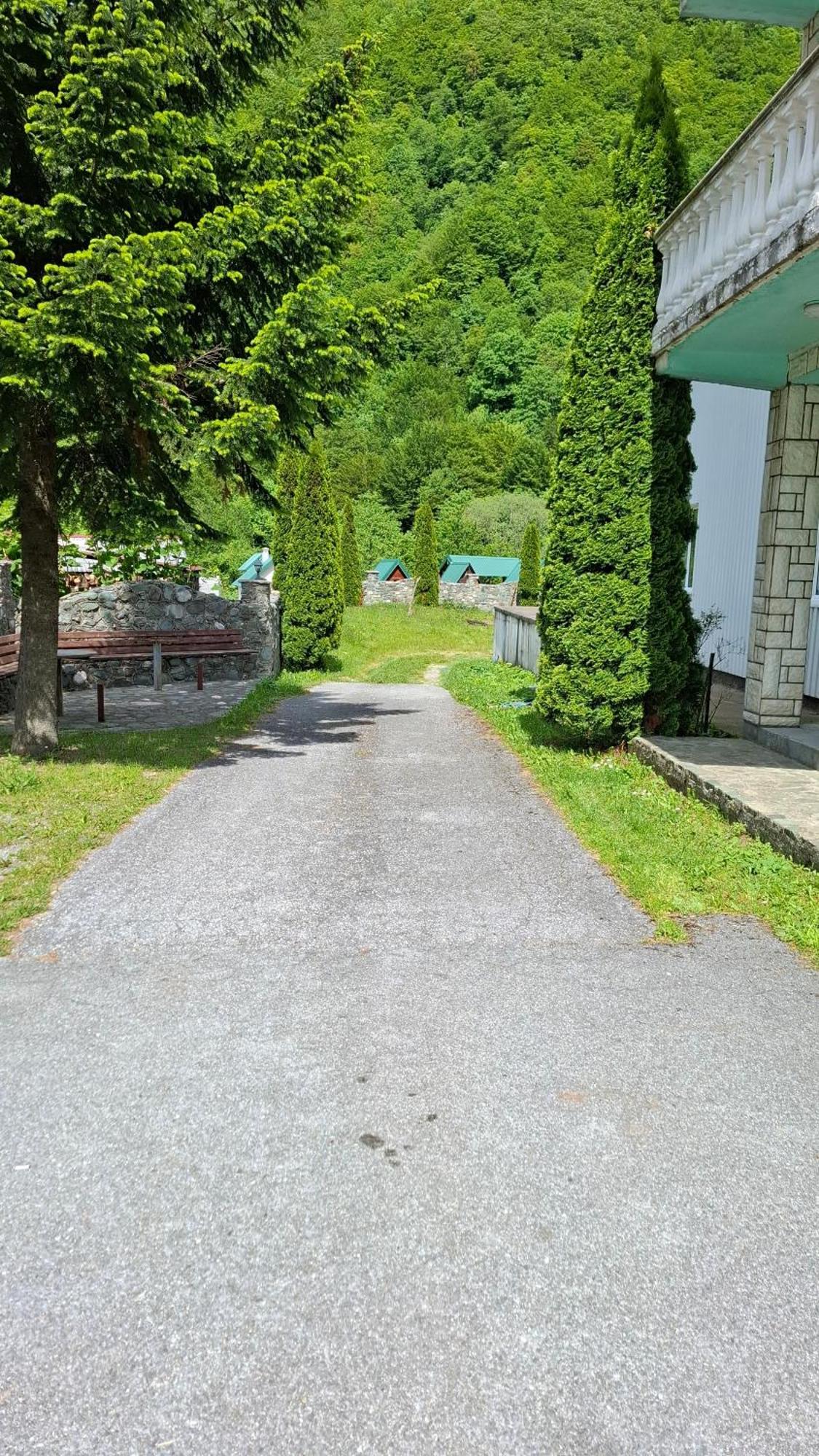 Motel Taraモイコヴァツ エクステリア 写真