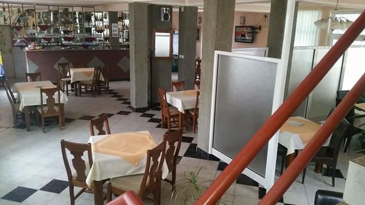 Motel Taraモイコヴァツ エクステリア 写真